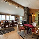 Snikkerplassen - With Amazing View And Hiking Opportunities