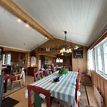 Snikkerplassen - With Amazing View And Hiking Opportunities