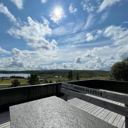Snikkerplassen - With Amazing View And Hiking Opportunities *