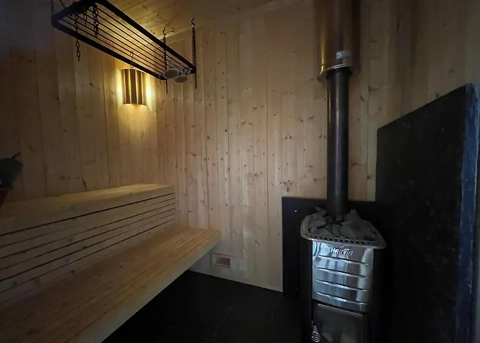 Snikkerplassen - With Amazing View And Hiking Opportunities בית נופש